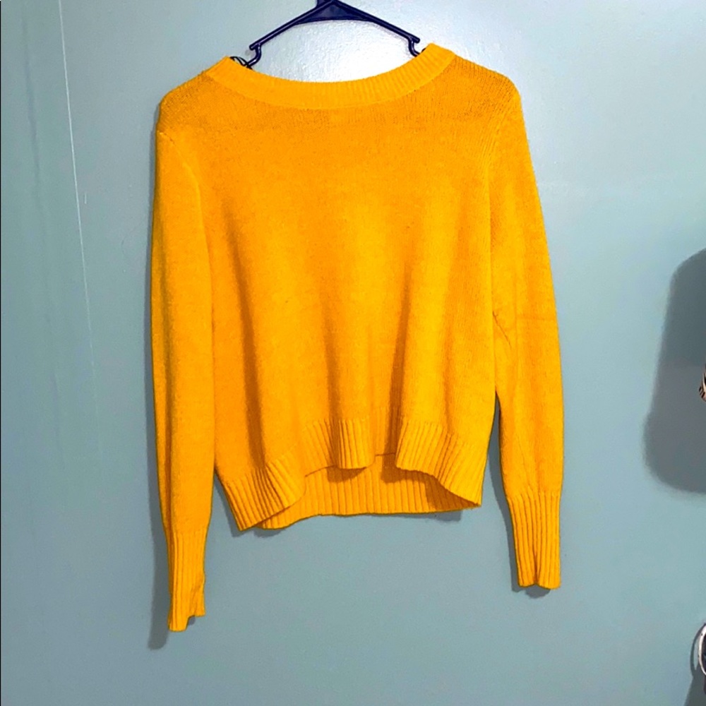 Yellow sweater